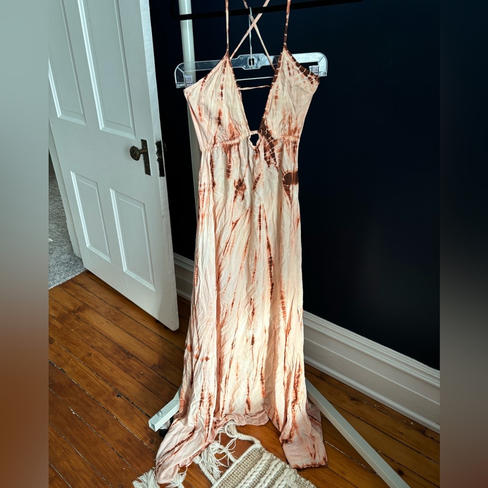 Beachy tie dye dress